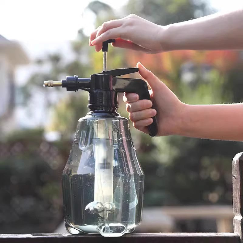 Naturen- Portable Pressurized Water Can
